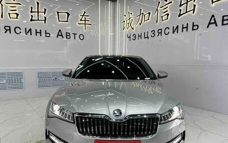 Skoda Superb III рестайлинг, 2023 год, 2 835 077 рублей, 3 фотография