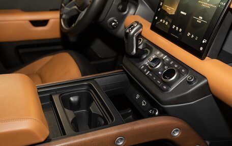 Land Rover Defender II, 2021 год, 7 850 000 рублей, 16 фотография