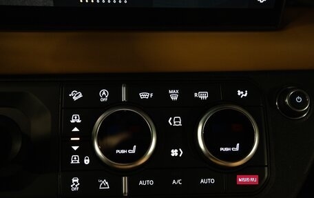 Land Rover Defender II, 2021 год, 7 850 000 рублей, 31 фотография