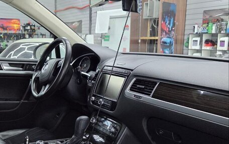 Volkswagen Touareg III, 2014 год, 2 070 000 рублей, 6 фотография