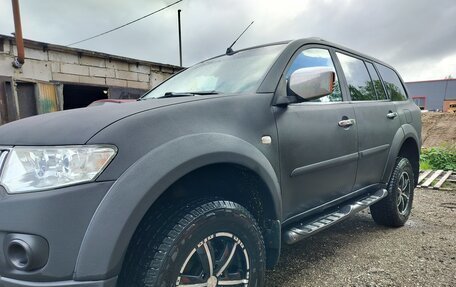 Mitsubishi Pajero Sport II рестайлинг, 2013 год, 1 950 000 рублей, 4 фотография