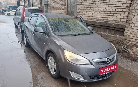 Opel Astra J, 2011 год, 489 000 рублей, 3 фотография