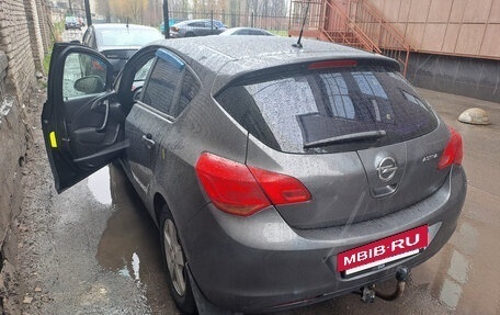 Opel Astra J, 2011 год, 489 000 рублей, 4 фотография