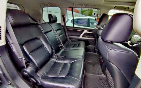 Toyota Land Cruiser 200, 2011 год, 4 877 555 рублей, 22 фотография