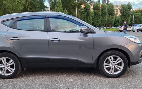 Hyundai ix35 I рестайлинг, 2012 год, 1 135 000 рублей, 29 фотография