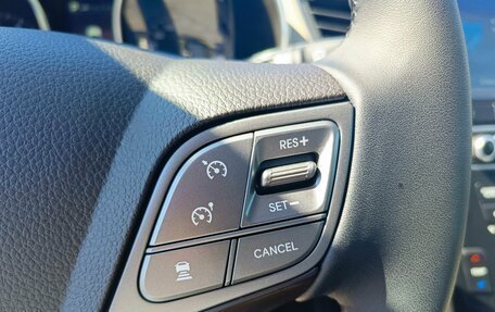 Hyundai Santa Fe III рестайлинг, 2016 год, 2 099 995 рублей, 22 фотография