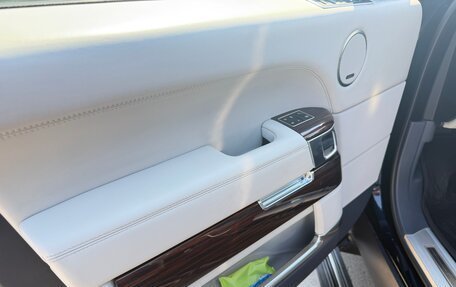 Land Rover Range Rover IV рестайлинг, 2014 год, 4 290 000 рублей, 8 фотография