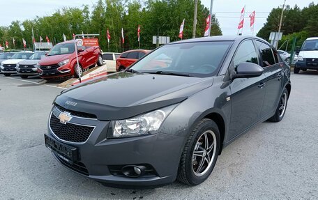 Chevrolet Cruze II, 2011 год, 682 000 рублей, 3 фотография