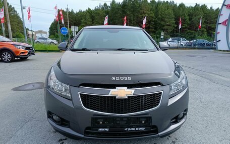 Chevrolet Cruze II, 2011 год, 682 000 рублей, 2 фотография