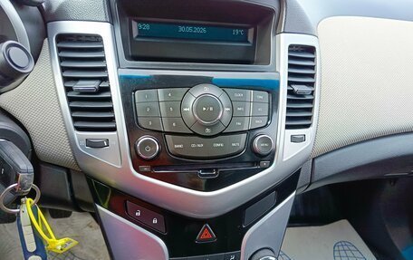 Chevrolet Cruze II, 2011 год, 682 000 рублей, 16 фотография
