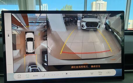 Toyota RAV4, 2026 год, 4 090 000 рублей, 24 фотография