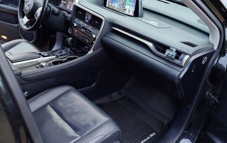 Lexus RX IV рестайлинг, 2019 год, 3 750 000 рублей, 5 фотография
