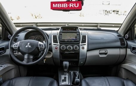 Mitsubishi Pajero Sport II рестайлинг, 2015 год, 2 118 000 рублей, 13 фотография