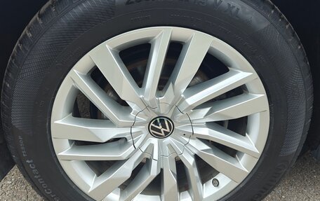 Volkswagen Touareg III, 2021 год, 7 450 000 рублей, 8 фотография