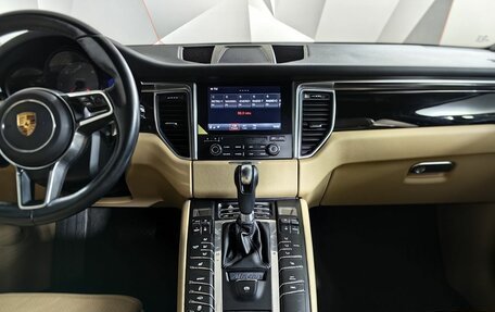 Porsche Macan I рестайлинг, 2017 год, 3 445 000 рублей, 15 фотография