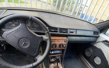 Mercedes-Benz W124, 1986 год, 60 000 рублей, 3 фотография