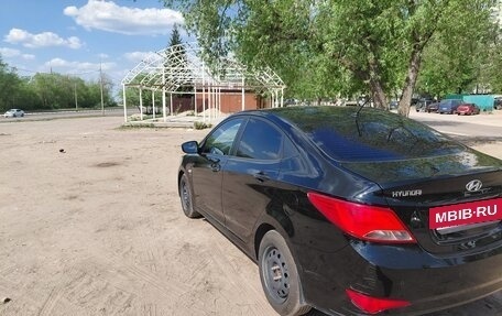 Hyundai Solaris II рестайлинг, 2014 год, 800 000 рублей, 4 фотография