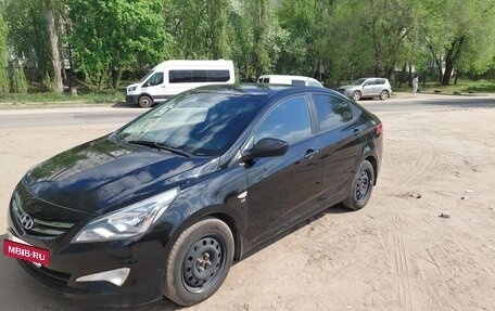 Hyundai Solaris II рестайлинг, 2014 год, 800 000 рублей, 11 фотография