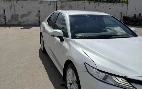 Toyota Camry, 2019 год, 3 080 000 рублей, 3 фотография