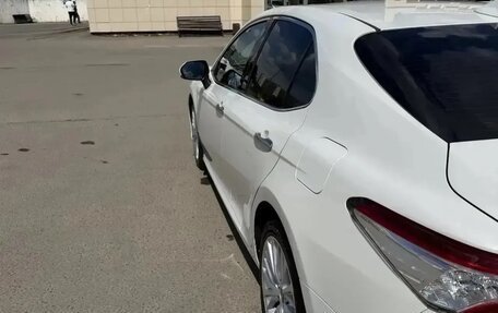 Toyota Camry, 2019 год, 3 080 000 рублей, 7 фотография