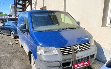 Volkswagen Transporter T5 рестайлинг, 2003 год, 450 000 рублей, 2 фотография