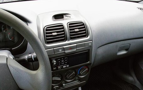 Hyundai Accent II, 2003 год, 250 111 рублей, 10 фотография