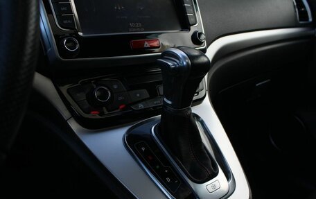Haval H6, 2017 год, 1 525 000 рублей, 13 фотография