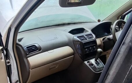 Mitsubishi RVR III рестайлинг, 2000 год, 220 000 рублей, 9 фотография