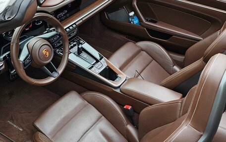 Porsche 911, 2020 год, 15 000 000 рублей, 9 фотография