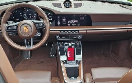 Porsche 911, 2020 год, 15 000 000 рублей, 10 фотография