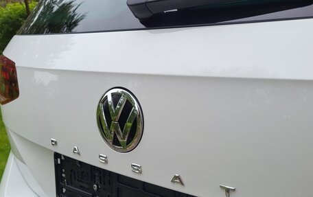 Volkswagen Passat B8 рестайлинг, 2019 год, 1 870 000 рублей, 11 фотография