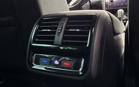 Volkswagen Passat B8 рестайлинг, 2019 год, 1 870 000 рублей, 19 фотография
