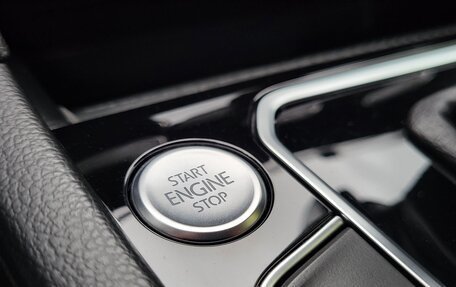 Volkswagen Passat B8 рестайлинг, 2019 год, 1 870 000 рублей, 30 фотография