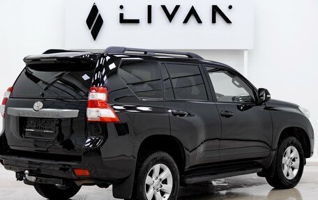 Toyota Land Cruiser Prado 150 рестайлинг 2, 2015 год, 3 155 000 рублей, 2 фотография