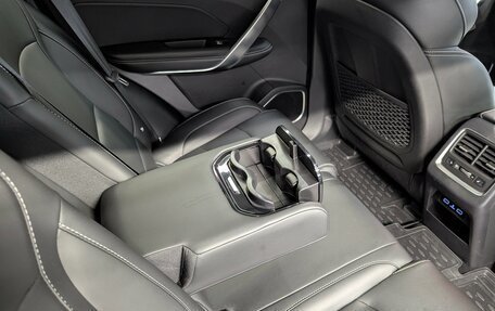 Geely Atlas, 2024 год, 2 300 000 рублей, 18 фотография