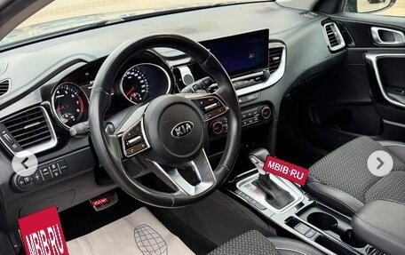 KIA XCeed I, 2022 год, 1 760 000 рублей, 4 фотография