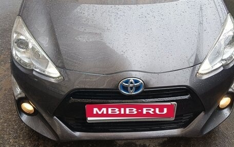 Toyota Aqua I, 2015 год, 950 000 рублей, 3 фотография
