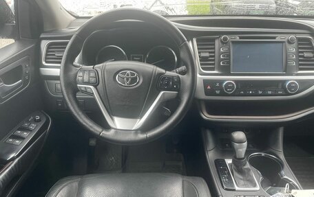 Toyota Highlander III, 2014 год, 2 983 000 рублей, 10 фотография