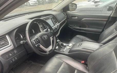 Toyota Highlander III, 2014 год, 2 983 000 рублей, 9 фотография