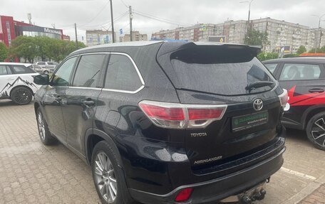 Toyota Highlander III, 2014 год, 2 983 000 рублей, 8 фотография
