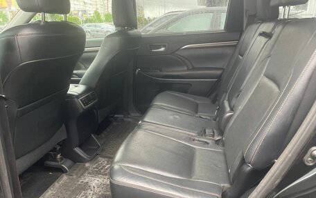 Toyota Highlander III, 2014 год, 2 983 000 рублей, 13 фотография