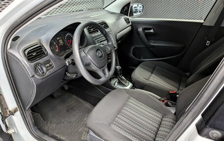 Volkswagen Polo VI (EU Market), 2017 год, 1 100 000 рублей, 11 фотография