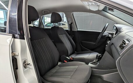 Volkswagen Polo VI (EU Market), 2017 год, 1 100 000 рублей, 18 фотография