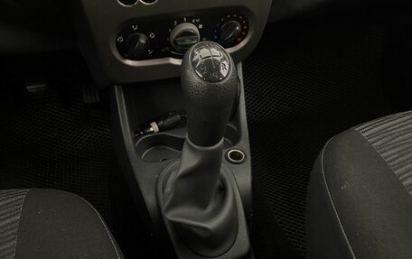 Renault Sandero I, 2012 год, 500 000 рублей, 17 фотография