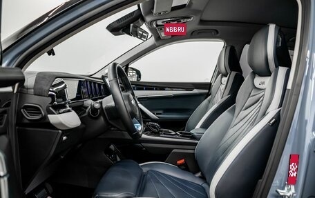 Geely Atlas, 2023 год, 3 200 000 рублей, 6 фотография