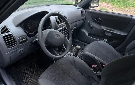 Hyundai Accent II, 2008 год, 330 000 рублей, 3 фотография
