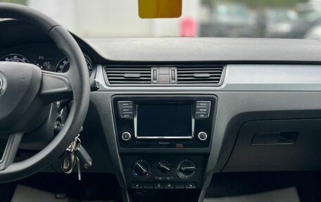 Skoda Rapid I, 2018 год, 949 999 рублей, 20 фотография