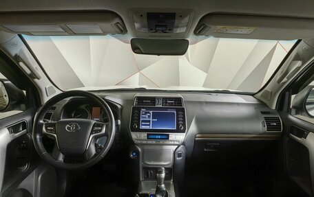 Toyota Land Cruiser Prado 150 рестайлинг 2, 2023 год, 6 999 000 рублей, 14 фотография