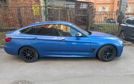 BMW 3 серия, 2019 год, 3 090 000 рублей, 3 фотография