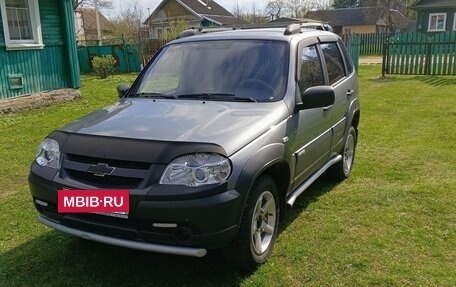 Chevrolet Niva I рестайлинг, 2013 год, 620 000 рублей, 2 фотография